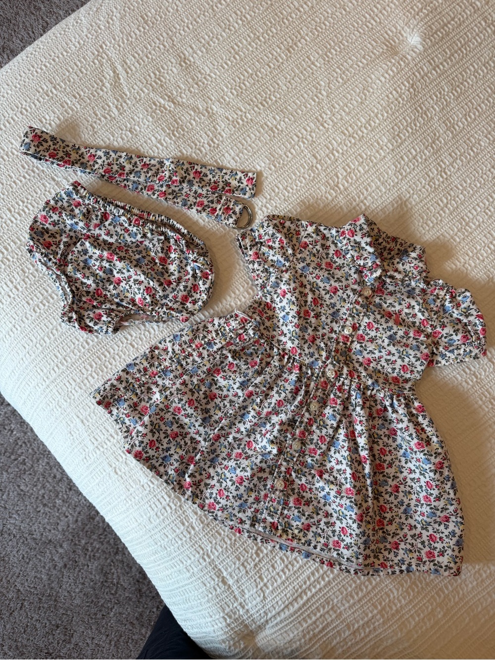 RALPH LAUREN Floral Baby Dress Set with Bloomers & belt